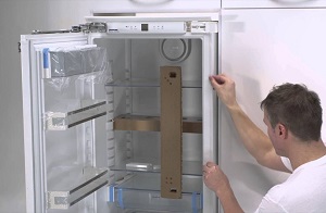 Установка встраиваемого холодильника в Пушкине